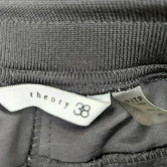 Theory Black Tennis Skirt Casual - great condition size Small - Picture 6 of 7